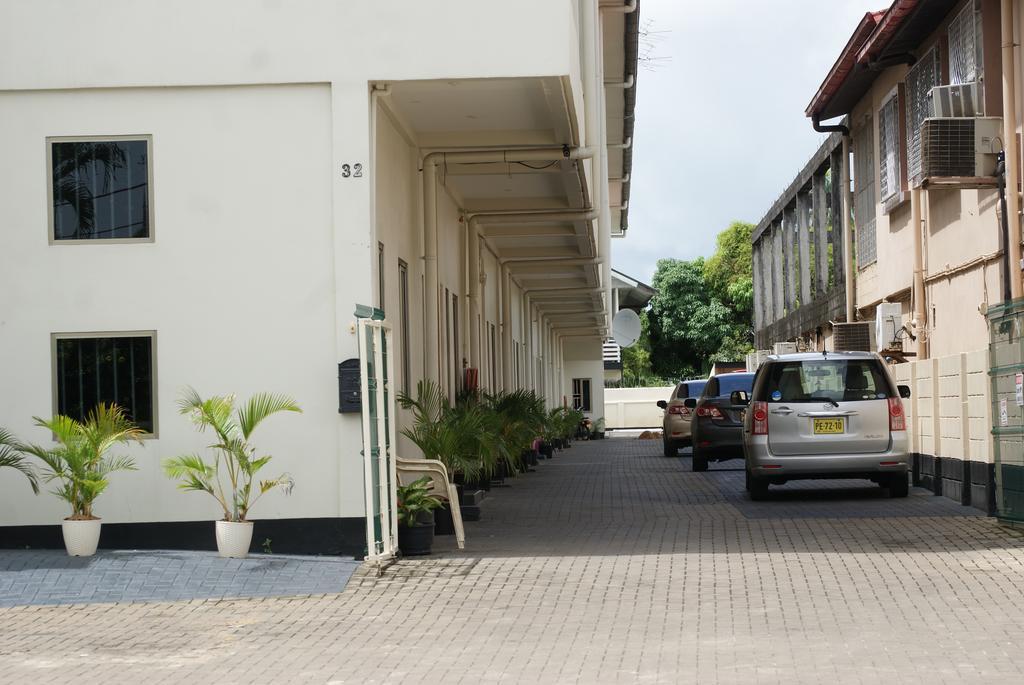 Wilhelmina Hotel & Apartments Paramaribo Exterior photo